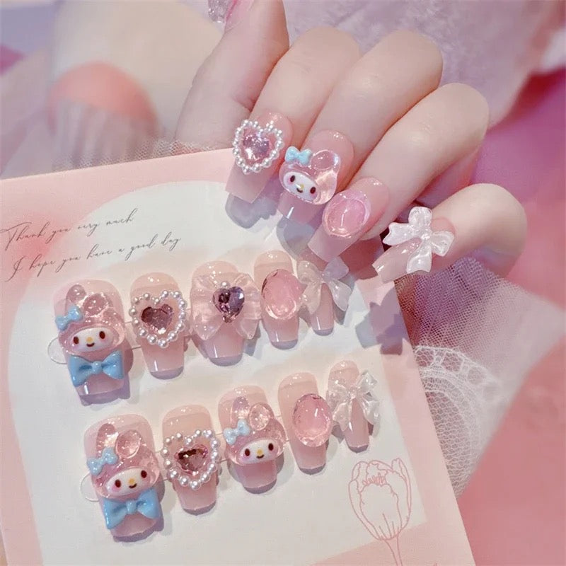 Uñas sanrio adhesivas